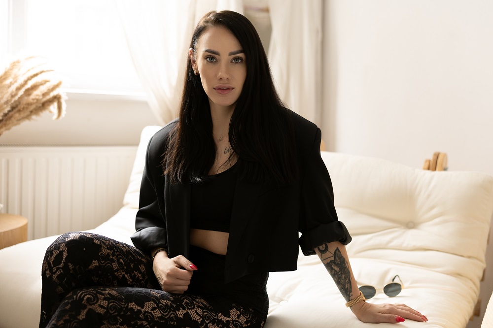 9edf4f0e-a10e-4bf5-927c-4f0869f1b817 (1)